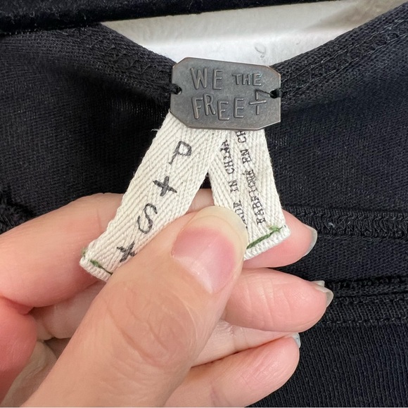 WE THE FREE Free People Tulip Cross Front Black Top size Small - Picture 7 of 12